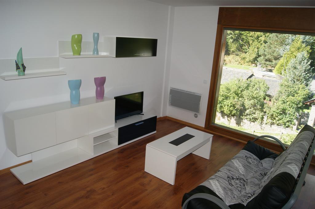 Apartaments Els Esquiadors Llorts Exterior photo