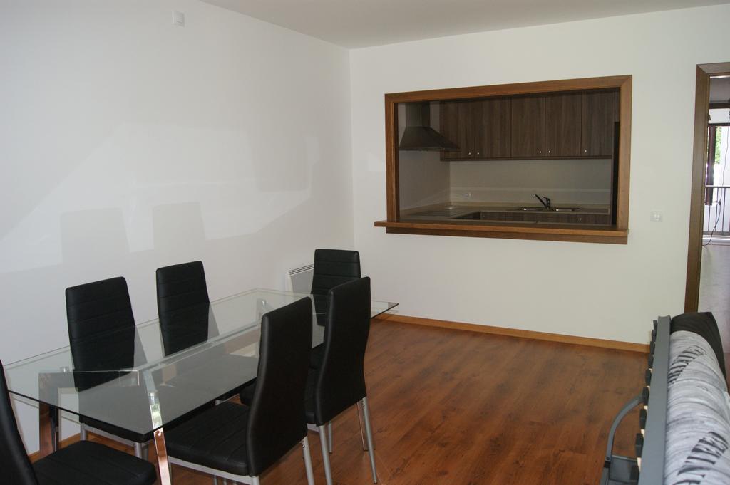 Apartaments Els Esquiadors Llorts Exterior photo